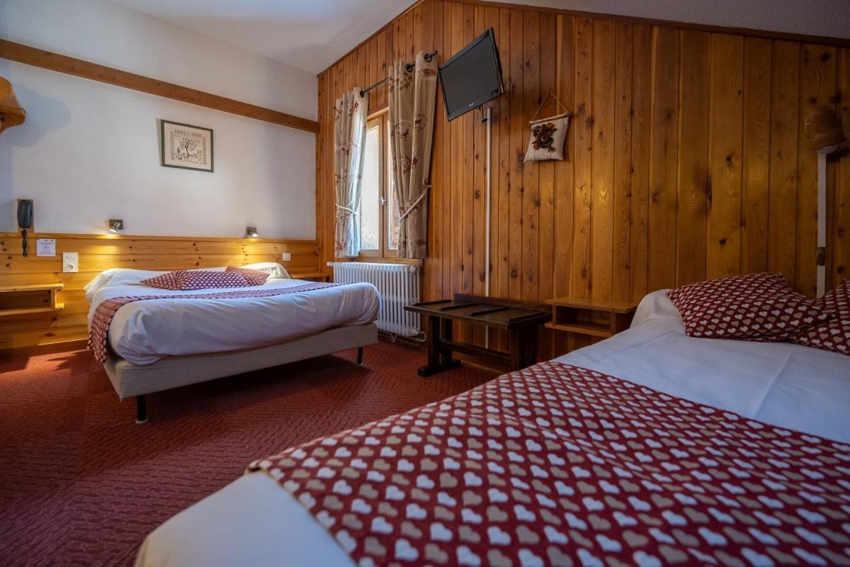 Hotel Le Chamois Logis Molines-en-Queyras Exterior photo